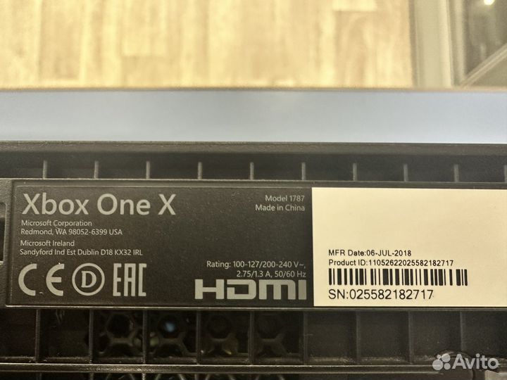 Xbox one X 1TB