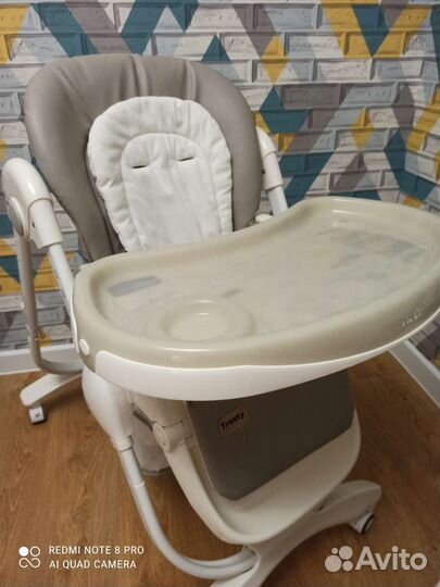 Стульчик для кормления Trusty