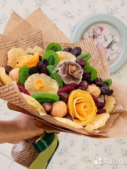Букет из сухофруктов на подарок съедобный