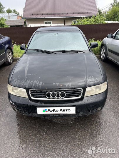 Audi A4 1.8 МТ, 2000, 384 566 км