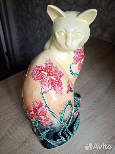 Статуэтка кот кошка