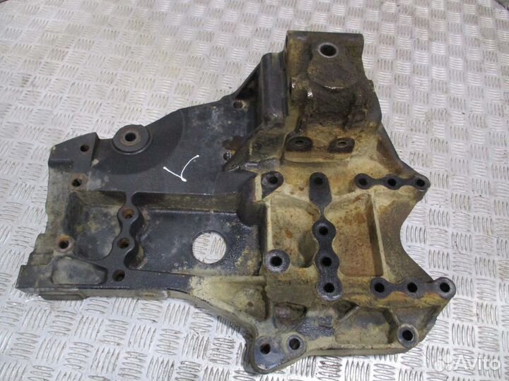 Кронштейн рессоры передней левый MAN 81413133019