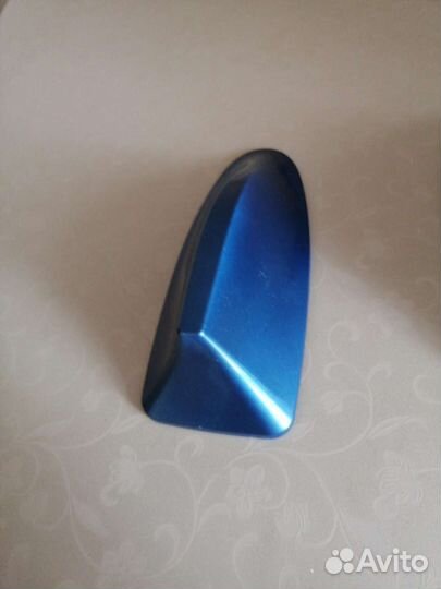 Антенна плавник универсальный