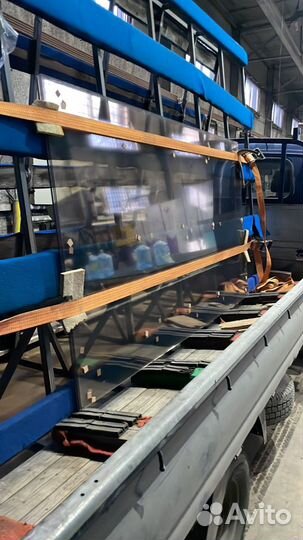 Перевозка стекла, камня с пирамидой