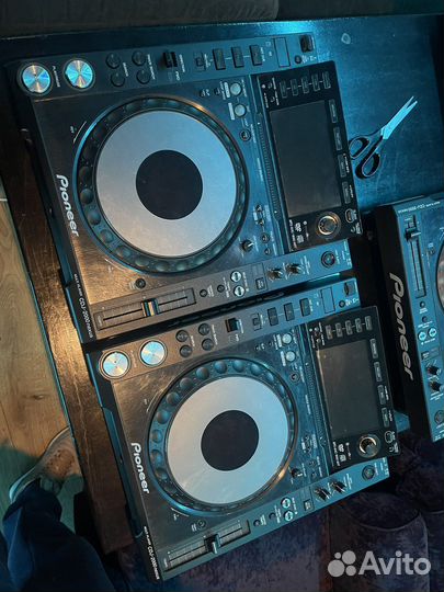 Pioneer CDJ2000 nexus - 2 штуки