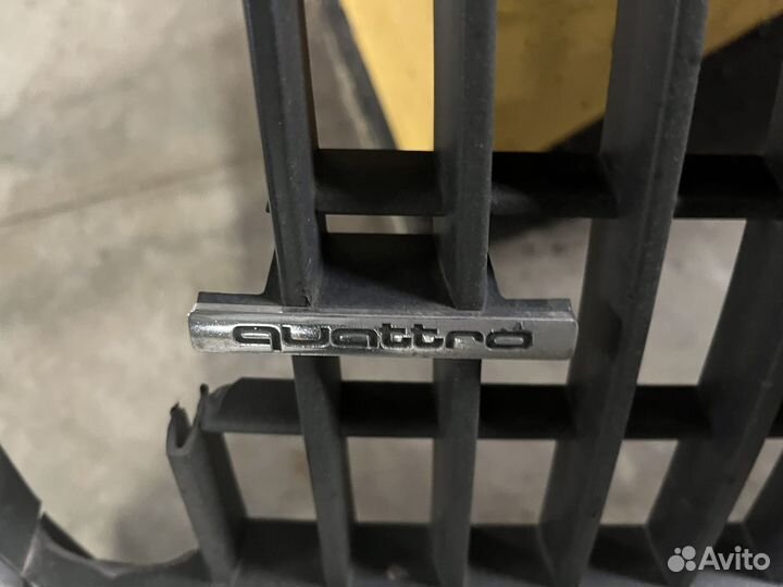 Решетка радиатора audi Q5 2008-2012