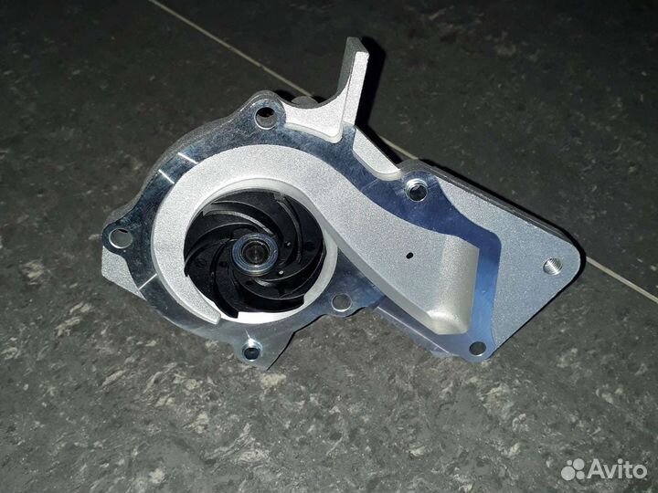 Помпа Ford Focus 2 / 3 (Водяной насос )