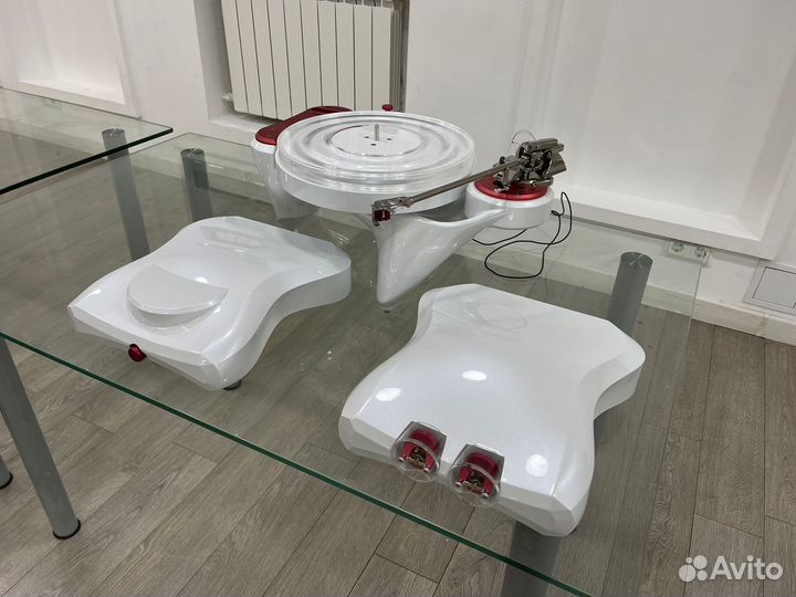 Проигрыватель винила Metaxas & Sins Preambulator