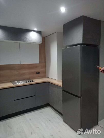 Кухонный гарнитур, монтаж в подарок