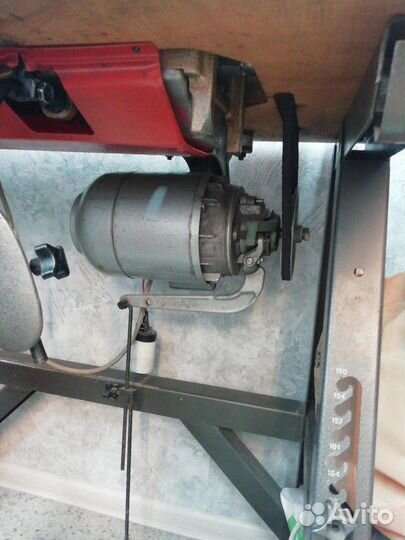 Швейная машина