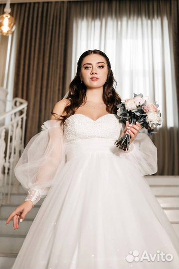 Свадебное платье 46 48 бу