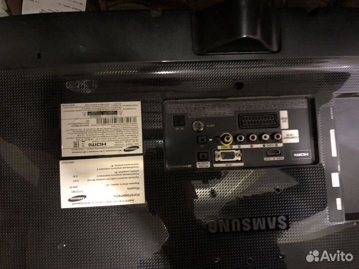Монитор Samsung 32