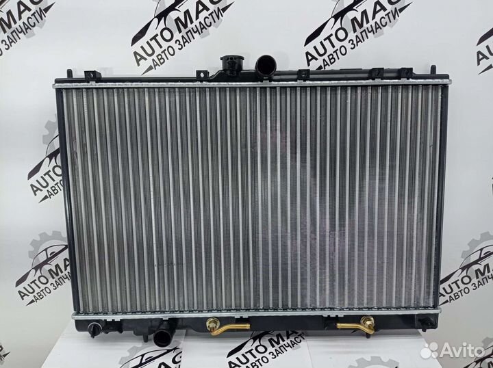 Радиатор охлаждения Mitsubishi Outlander I АКПП