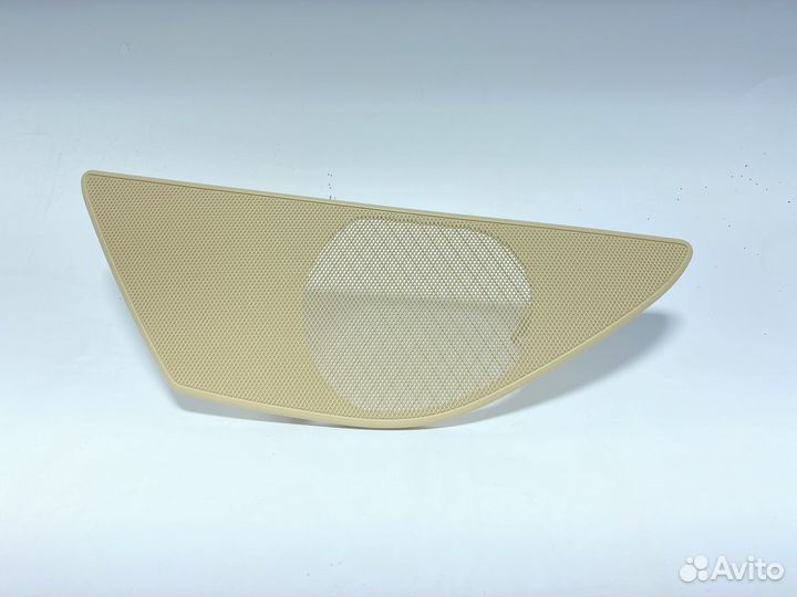 Накладка динамика левого BMW 5 F10