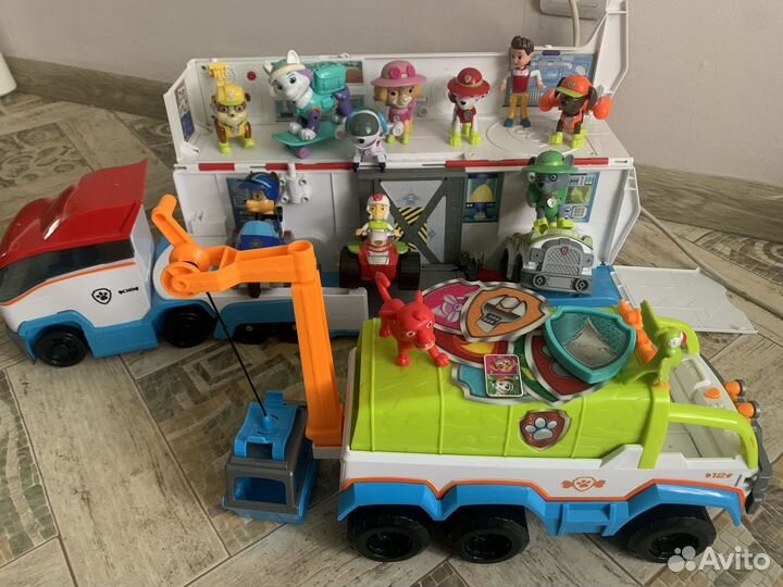 Щенячий патруль. Патрулевоз, джип, щенки