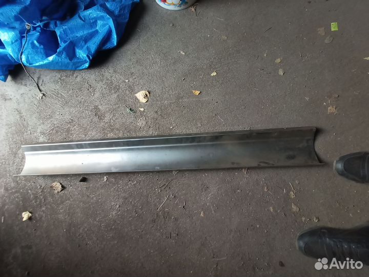 Порог оцинкованный на Тойота Клюгер