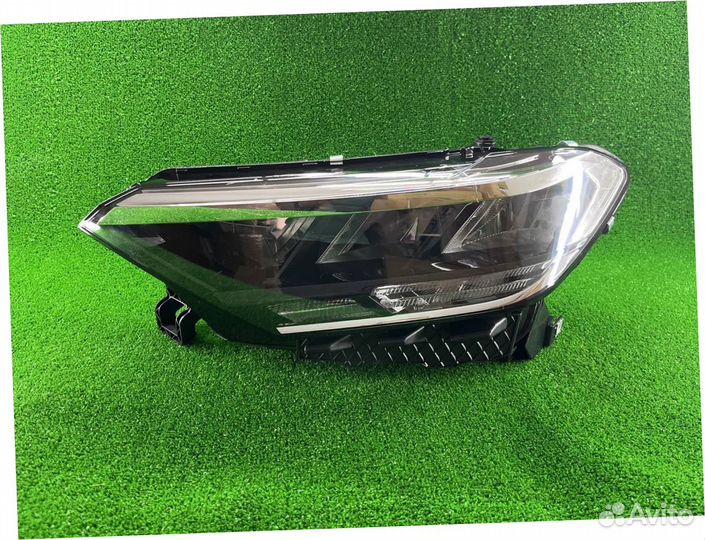 Фара левая Поло 6