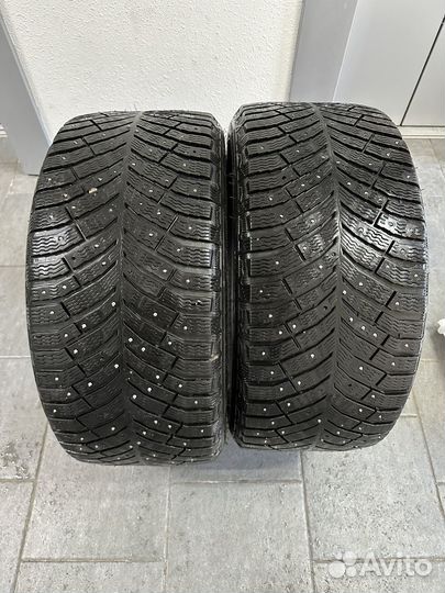 Michelin X-Ice North 4 255/35 R19 и 255/35 R19 96H