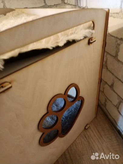 Домик для кошки двухэтажный