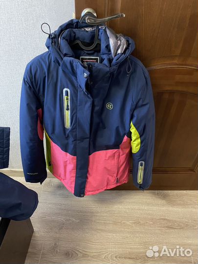 Горнолыжный костюм женский