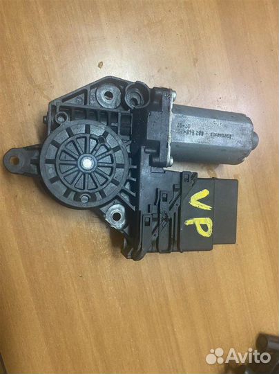 Моторчик стеклоподъемника Vw Golf V
