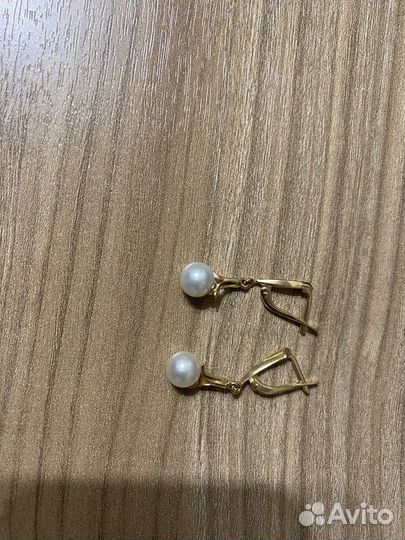 Серьги с натуральным жемчугом 585