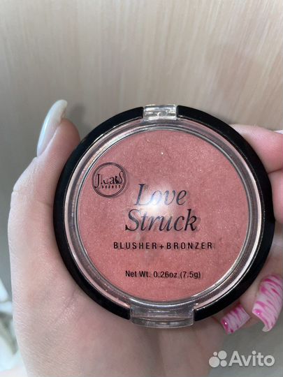 Румяна Love Struck