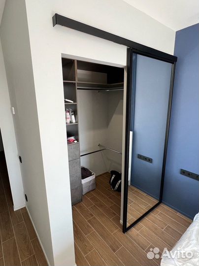 Зеркальные двери купе