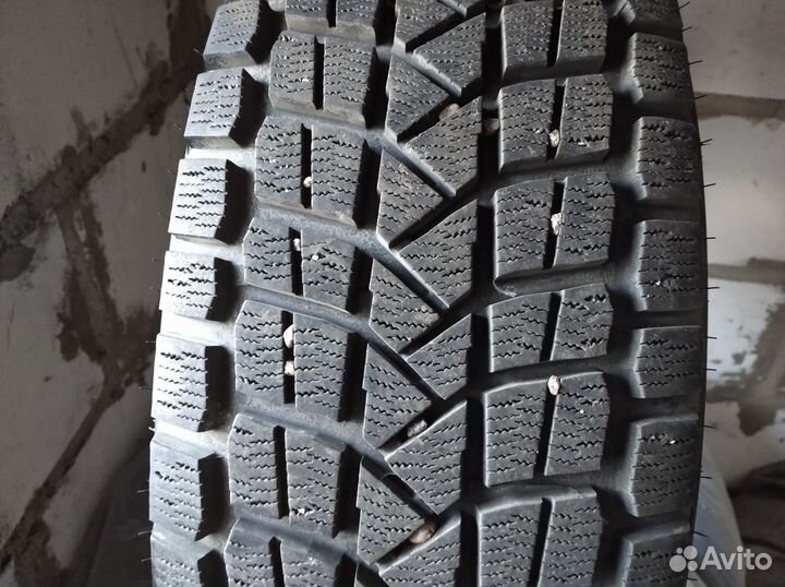 Maxxis Premitra Ice 5 SUV / SP5 275/65 R17