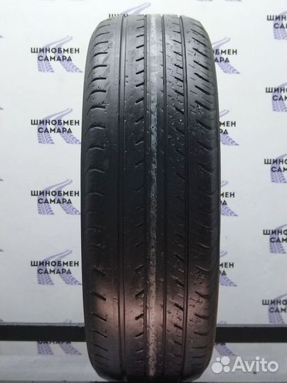 Dunlop Grandtrek ST30 225/60 R18 100