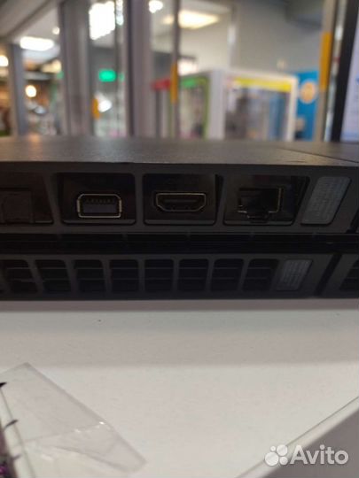 Sony PS4 на 1 тб