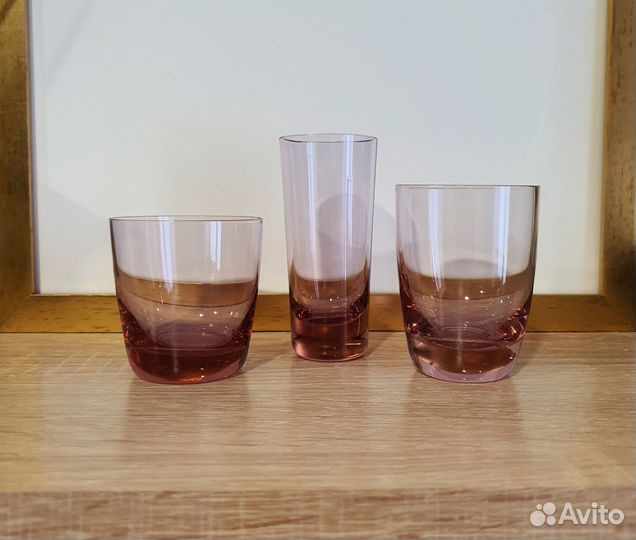 Рюмки. Цветное стекло. Винтаж. Ваза