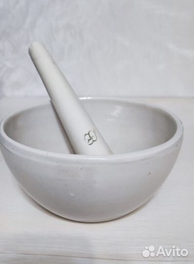 Ступка с пестиком фарфоровая