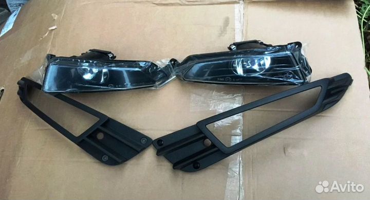 Противотуманные фары с рамками компл. Волга Сайбер