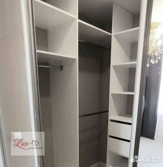 Гардеробные системы и вешалки