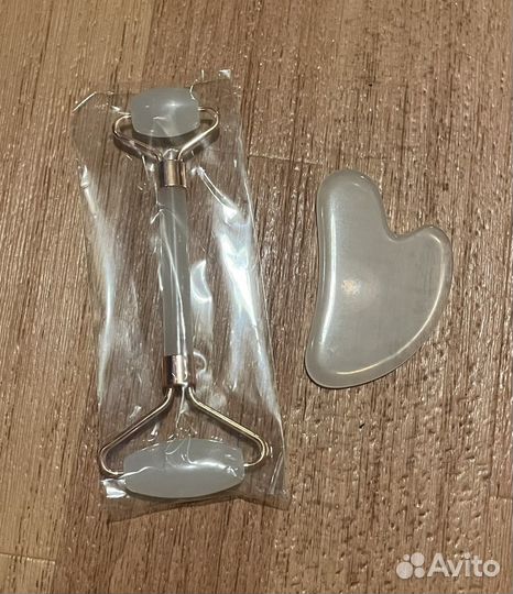 Подарочный набор: ролик и скребок гуаша