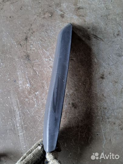 Накладка обшивки задний правый Mercedes W140