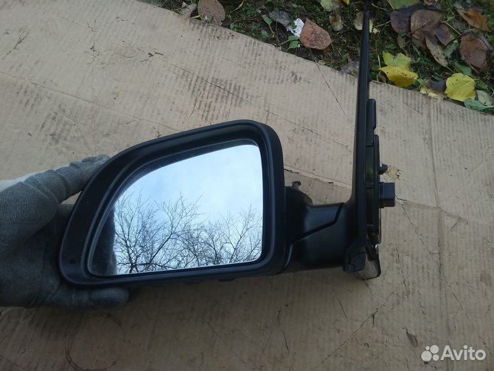 Зеркало левое Kia Rio 4