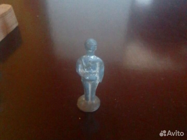 Оловянный солдатик из 70-х годов
