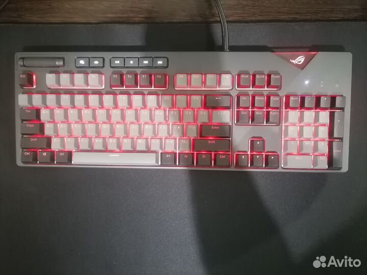 Asus ROG strix Flare