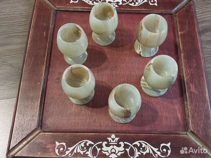 Рюмки нефритовые