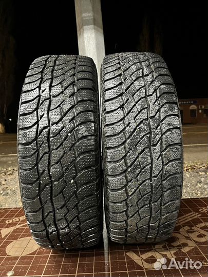 Viatti Bosco S/T V-526 215/65 R16 98T