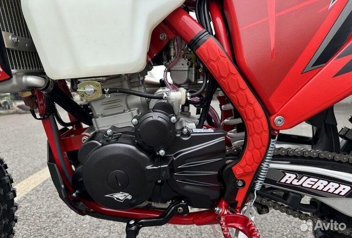 Мотоцикл ajerra S8 NB300