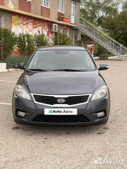Kia Ceed 2.0 AT, 2010, 255 598 км