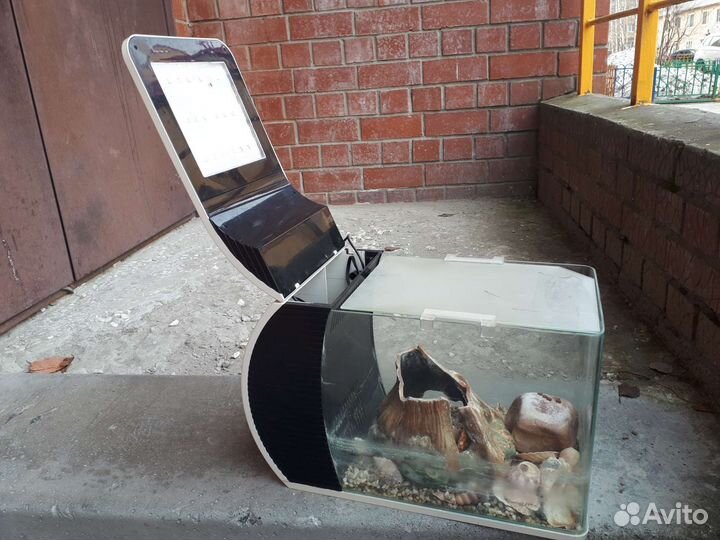 Аквариум для черепах и рыбак