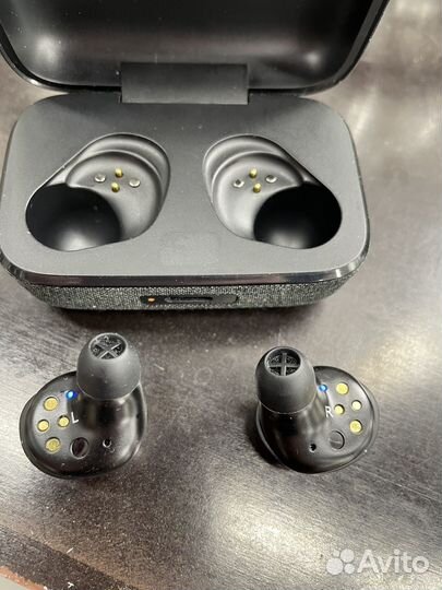 Наушники Sennheiser Momentum True Wireless 3