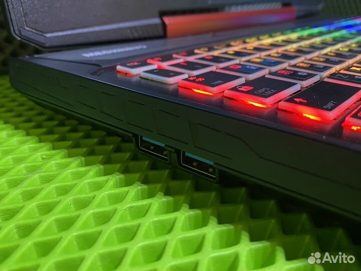 Игровой ноутбук 4K Mechrevo i7/8/128/500/1060 6gb