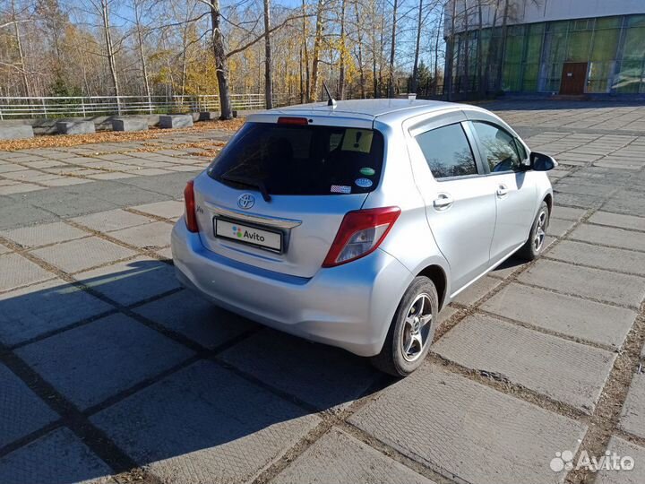 Toyota Vitz 1.0 CVT, 2012, 183 000 км