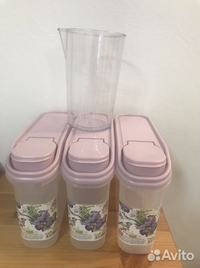 Контейнер для сыпучих продуктов