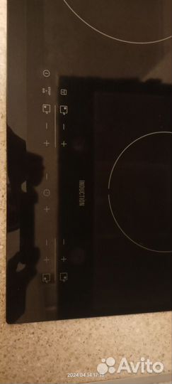 Индукционная варочная панель Electrolux